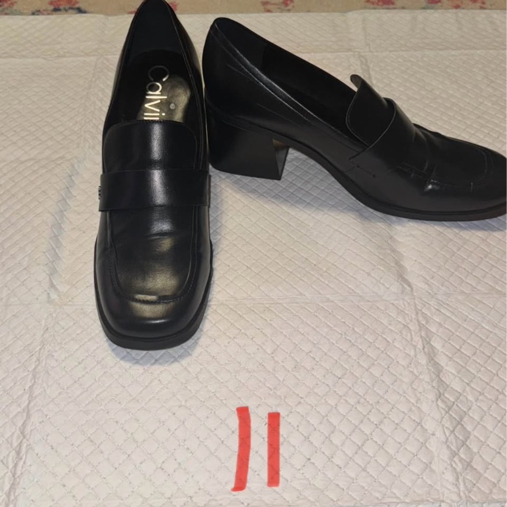 Shoes - Picture 2 of 2